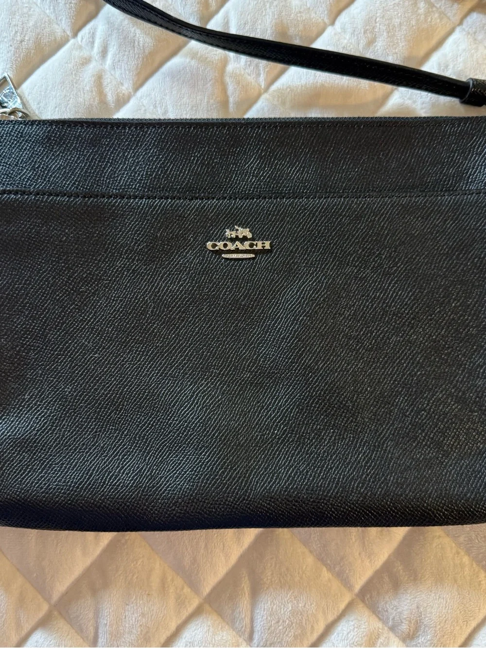 COACH Black Crossgrain Leather East West Crossbody Bag F22251 Gold Hardware